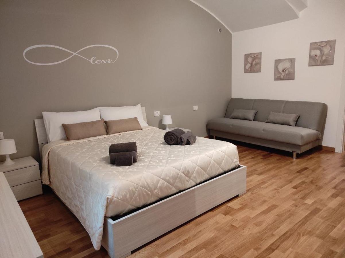Centro Storico Duomo A 5 Minuti Love Suite Wifi Netflix Milan Exterior photo